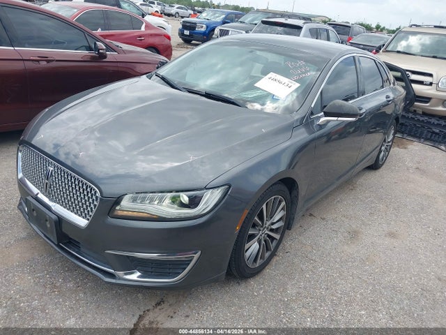 Lincoln MKZ Premiere