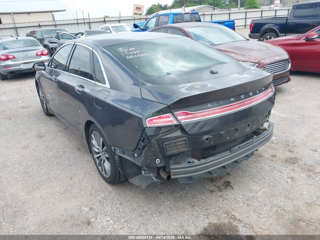 Lincoln MKZ Premiere