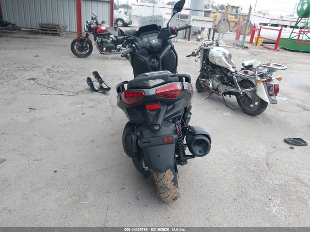 Yamaha Czd300 A