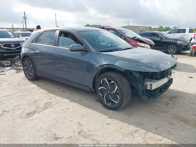 Salvage Hyundai Ioniq Image