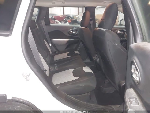 Jeep Cherokee Sport