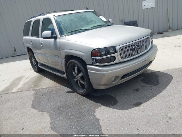 Salvage GMC Yukon Image