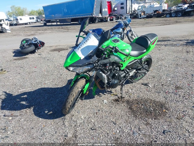 Kawasaki Ex650 P