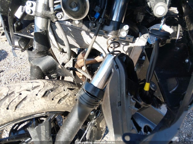 Kawasaki Ex650 P