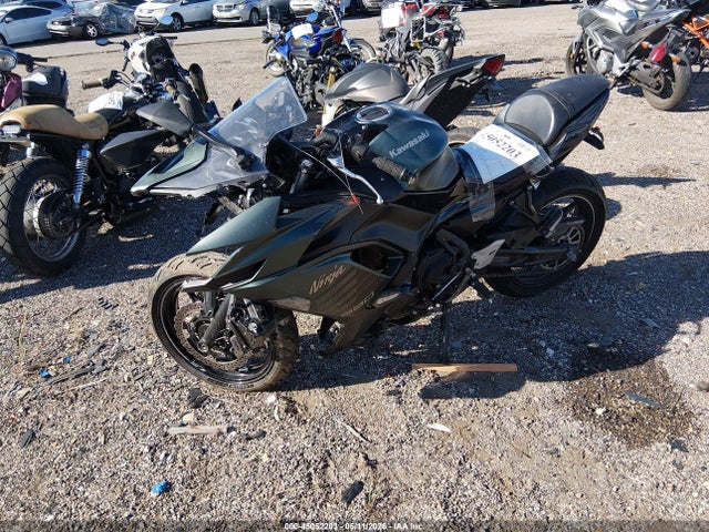 Kawasaki Ex650 P