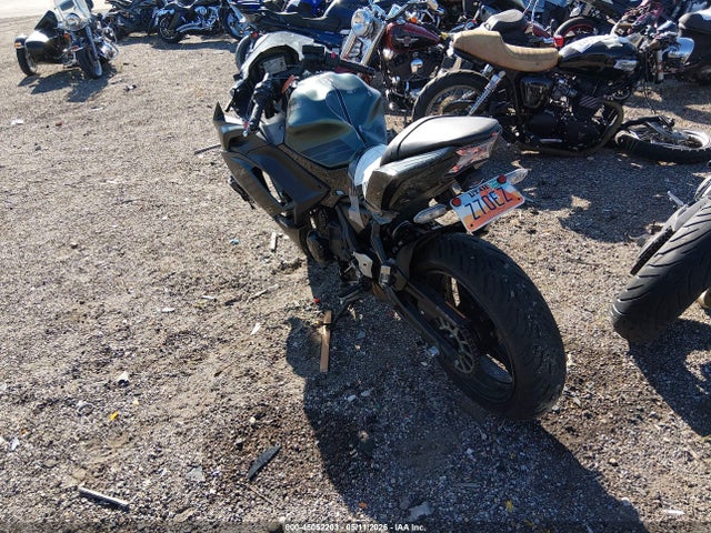 Kawasaki Ex650 P