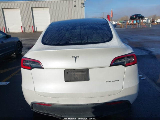 Tesla Model Y Long Range Dual Motor All-wheel Drive