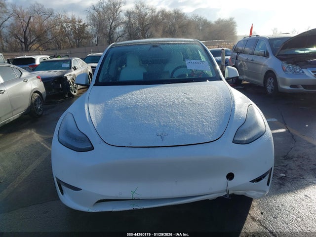 Tesla Model Y Long Range Dual Motor All-wheel Drive