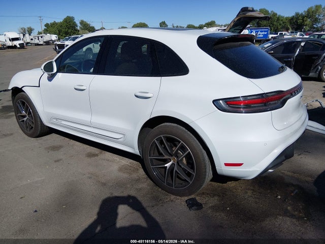 Porsche Macan T