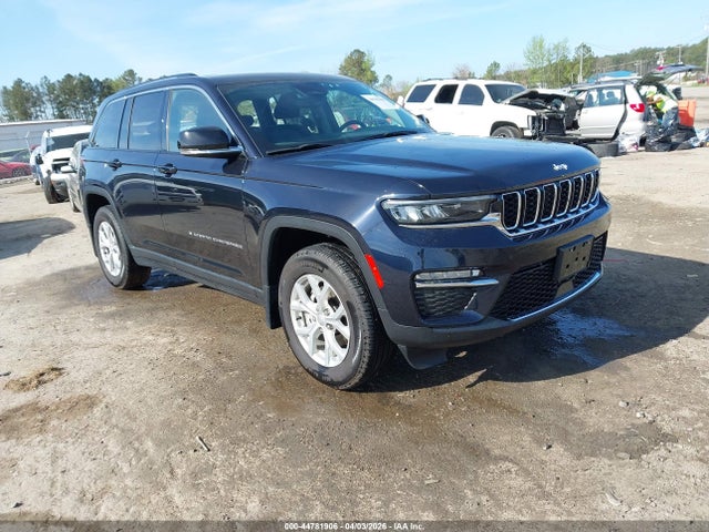 Salvage Jeep Grand Cherokee Image