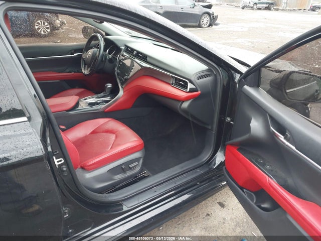 Toyota Camry Xse