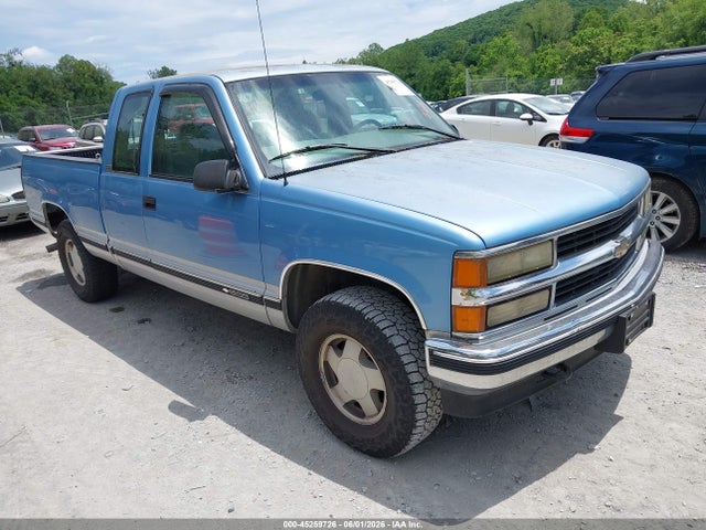 Salvage Chevrolet K1500 Image
