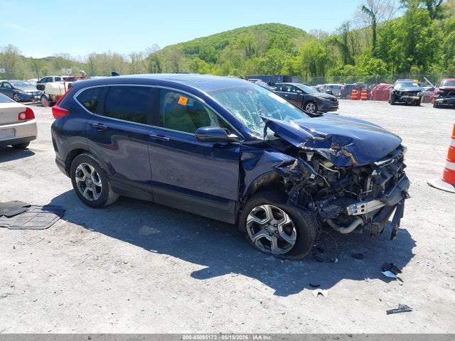 Salvage Honda CR-V Image
