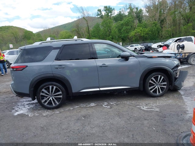 Nissan Pathfinder Platinum 4wd