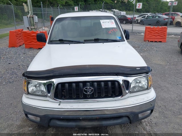 Toyota Tacoma Base V6