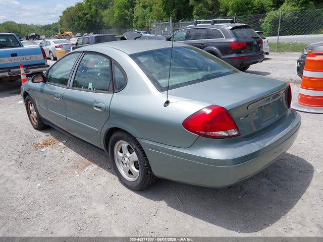 Ford Taurus Se