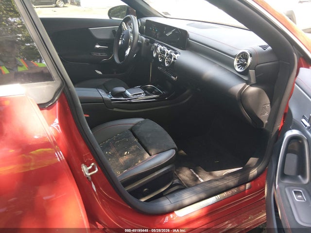 Mercedes-Benz Cla-class 4matic