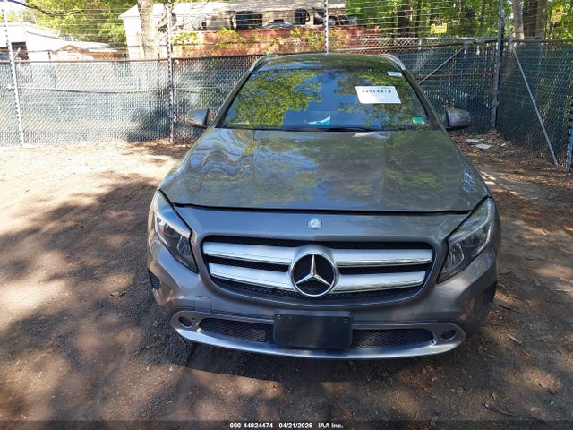 Mercedes-Benz GLA 4matic