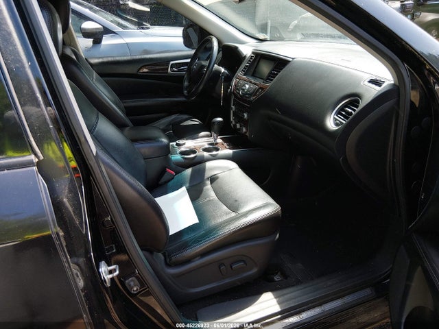 Nissan Pathfinder Sl