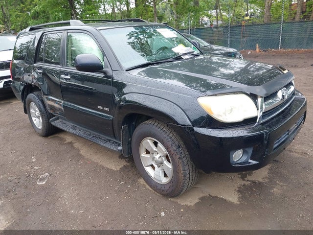 Salvage Toyota 4Runner Image