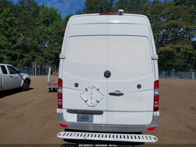 Mercedes-Benz Sprinter 2500 High Roof