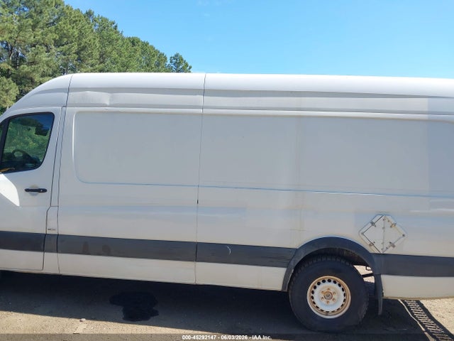 Mercedes-Benz Sprinter 2500 High Roof