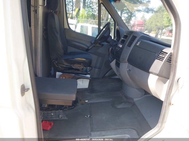 Mercedes-Benz Sprinter 2500 High Roof