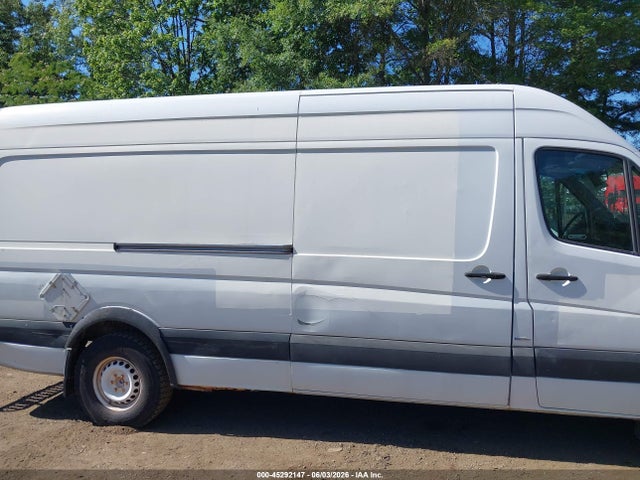 Mercedes-Benz Sprinter 2500 High Roof