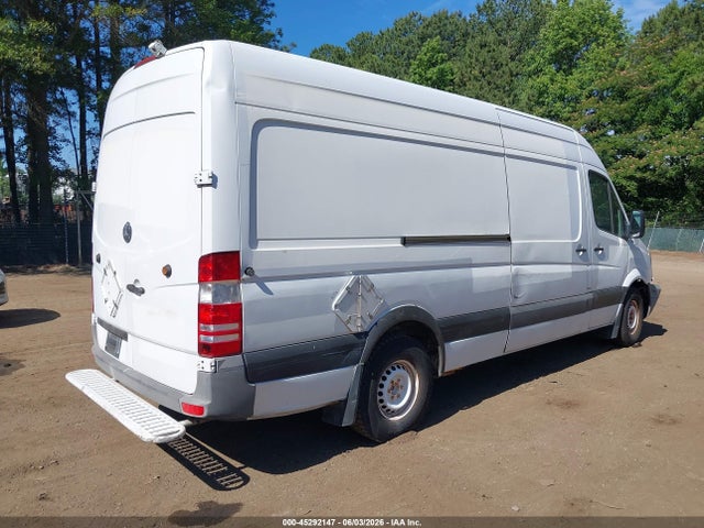 Mercedes-Benz Sprinter 2500 High Roof