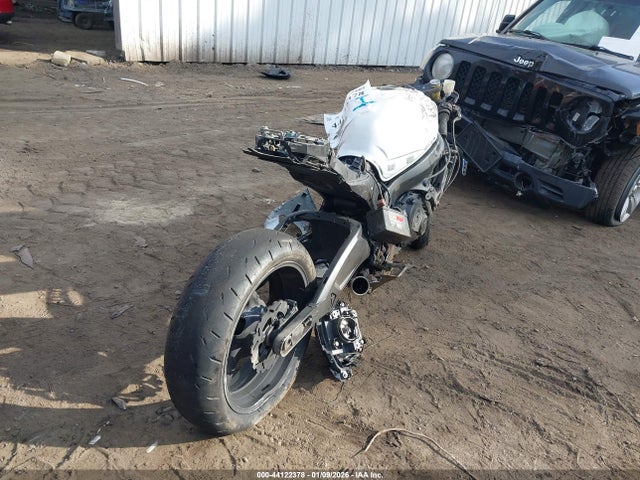 Suzuki Gsx750