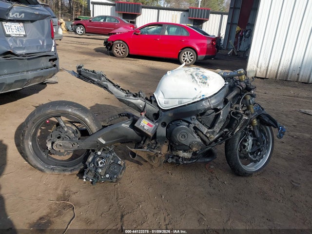 Suzuki Gsx750