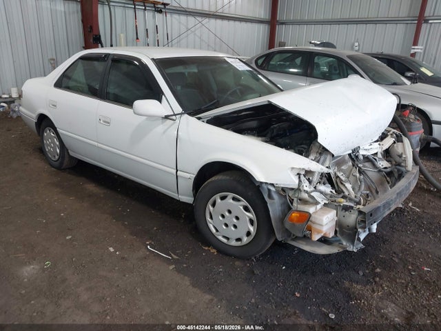 Salvage Toyota Camry Image