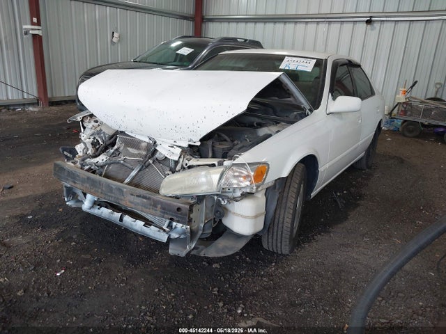Toyota Camry Ce