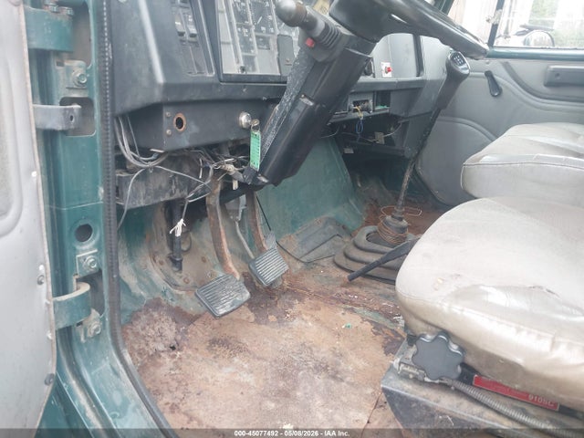 International 4000 4700