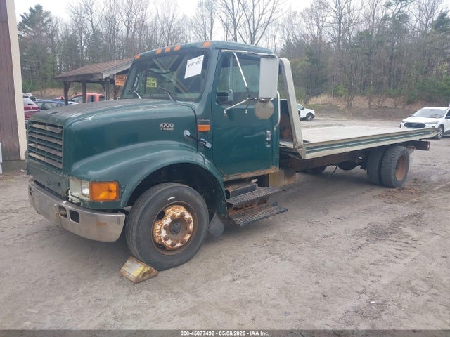 International 4000 4700