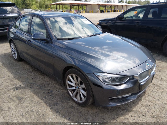 Salvage BMW 3 Series Image