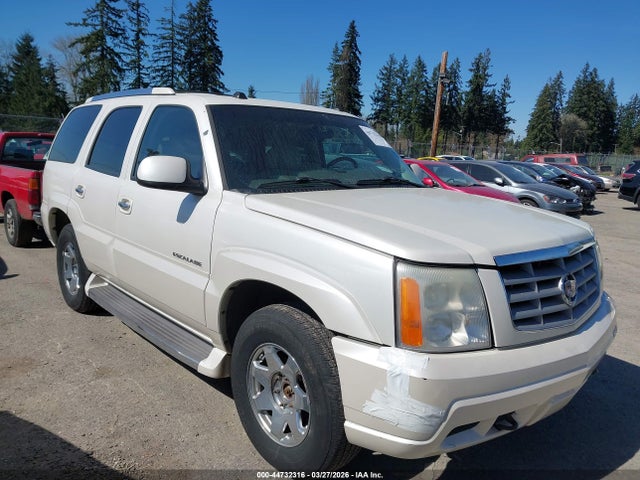 Salvage Cadillac Escalade Image