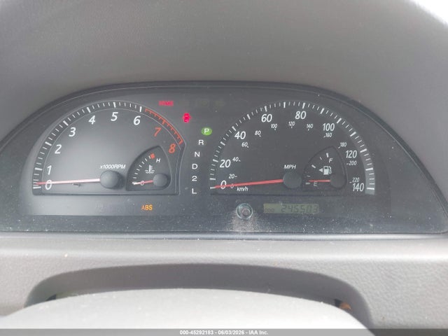 Toyota Camry Le V6