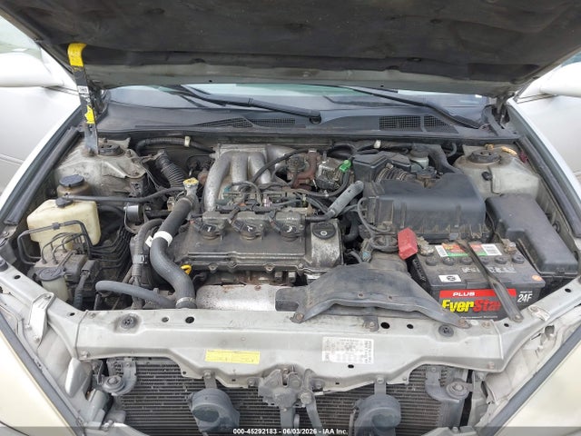 Toyota Camry Le V6