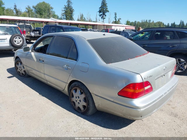 Lexus LS