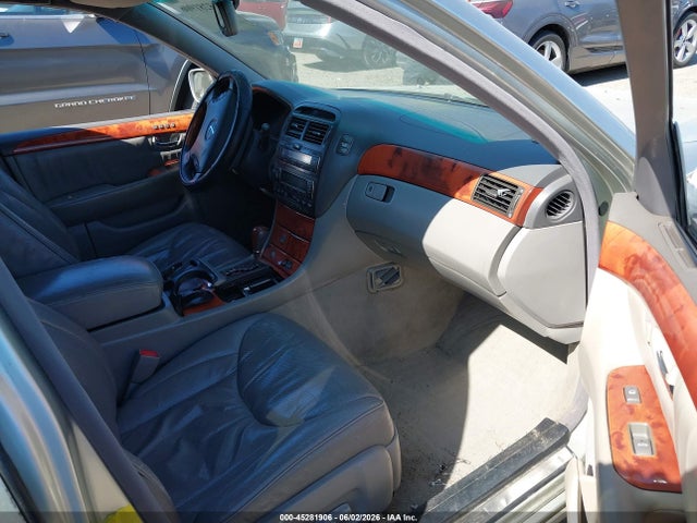 Lexus LS