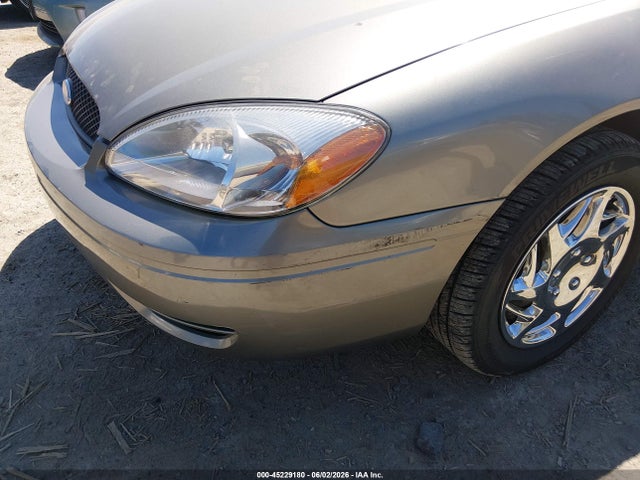 Ford Taurus Sel