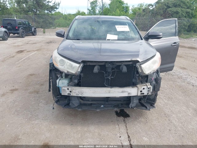 Toyota Highlander Xle V6