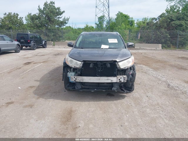 Toyota Highlander Xle V6