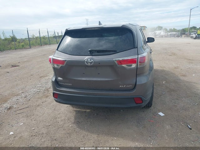 Toyota Highlander Xle V6