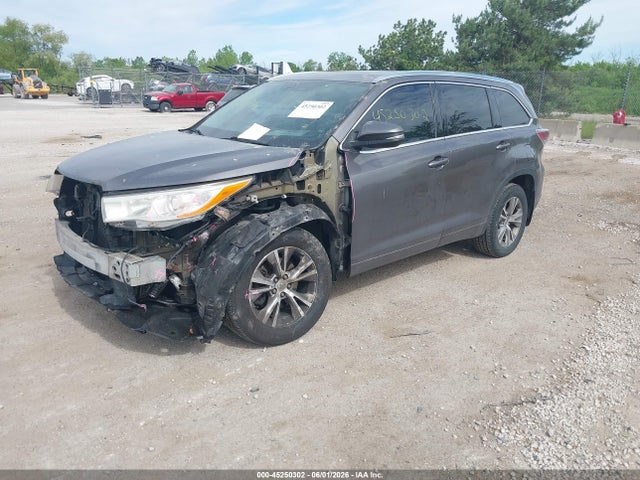 Toyota Highlander Xle V6
