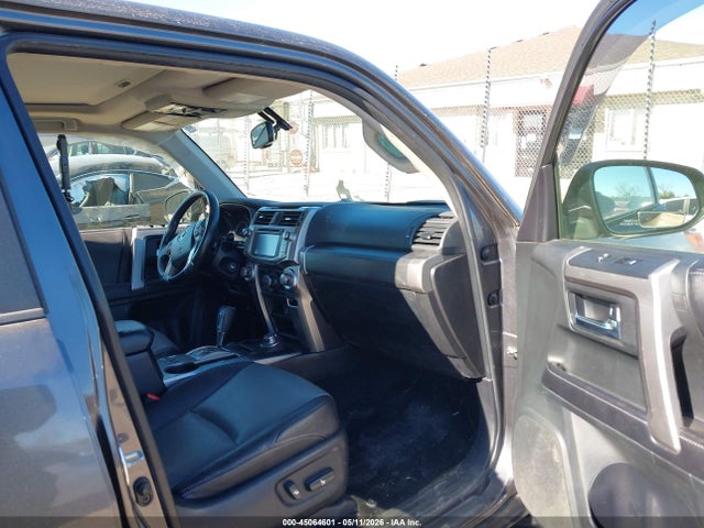 Toyota 4Runner Sr5 Premium