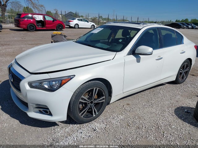 INFINITI Q50