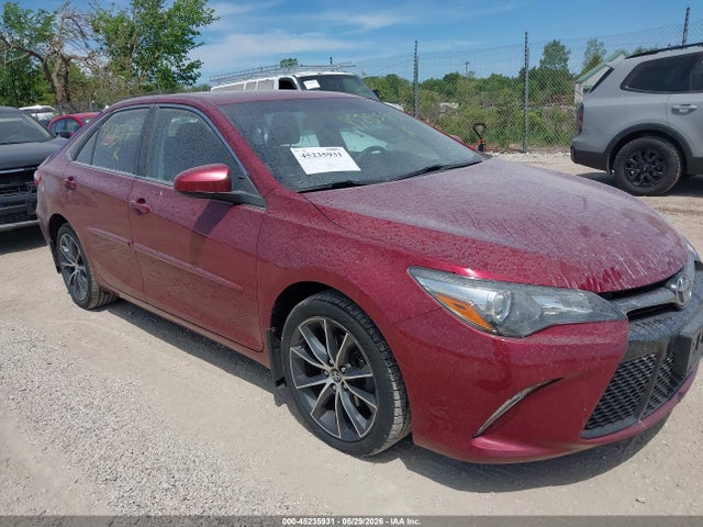 Salvage Toyota Camry Image