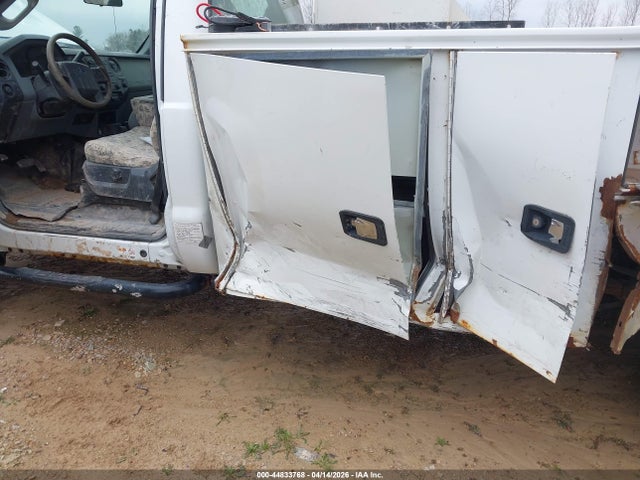 Ford F-450 Xl